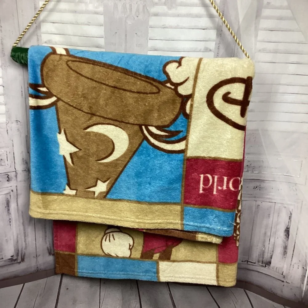 Disney Parks Walt Disney World Throw 60” x 38”